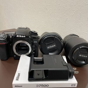 NIKON D7500