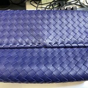 ボッテガ・ヴェネタ イントレチャート Wチェーンショルダー