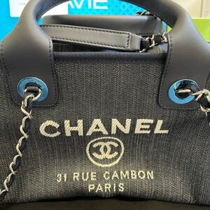 CHANEL ドービルデニム