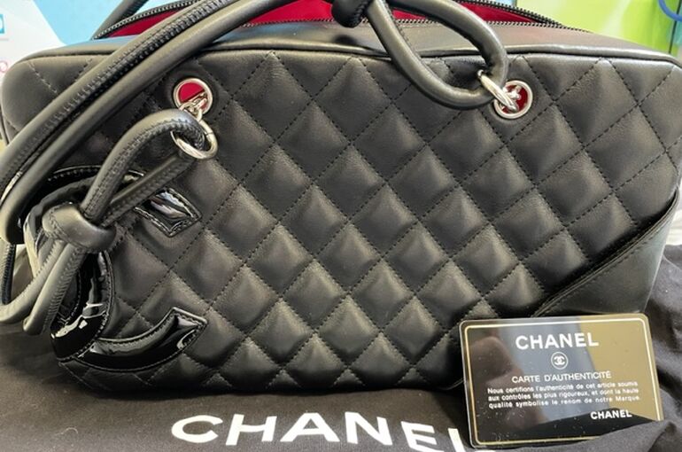 CHANEL カンボンボーリングバック