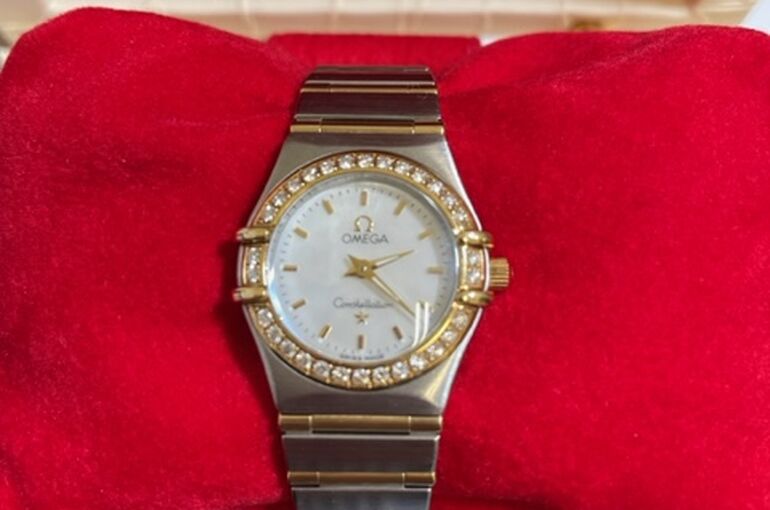 オメガコンステレーションレディース